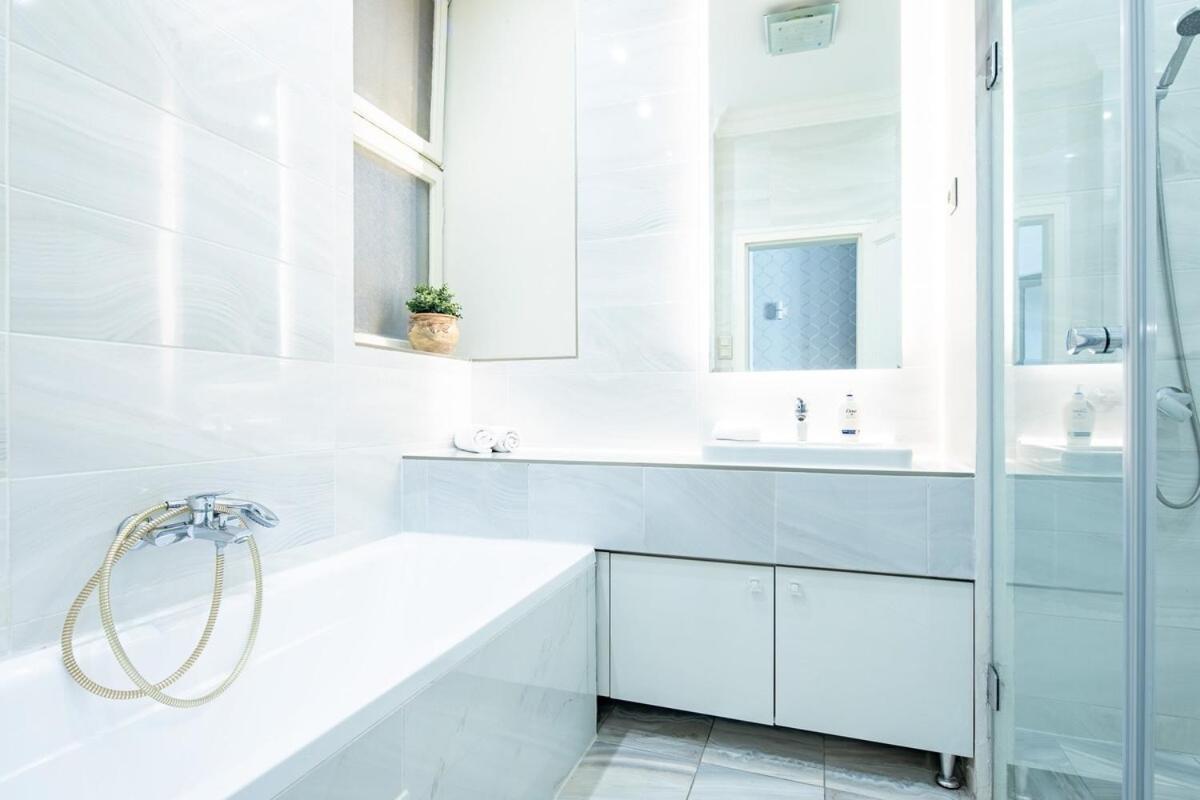 Ultra - Balcony - Sunny Apartman Budapest